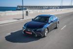 Lexus ES300h 2018 года (WW)